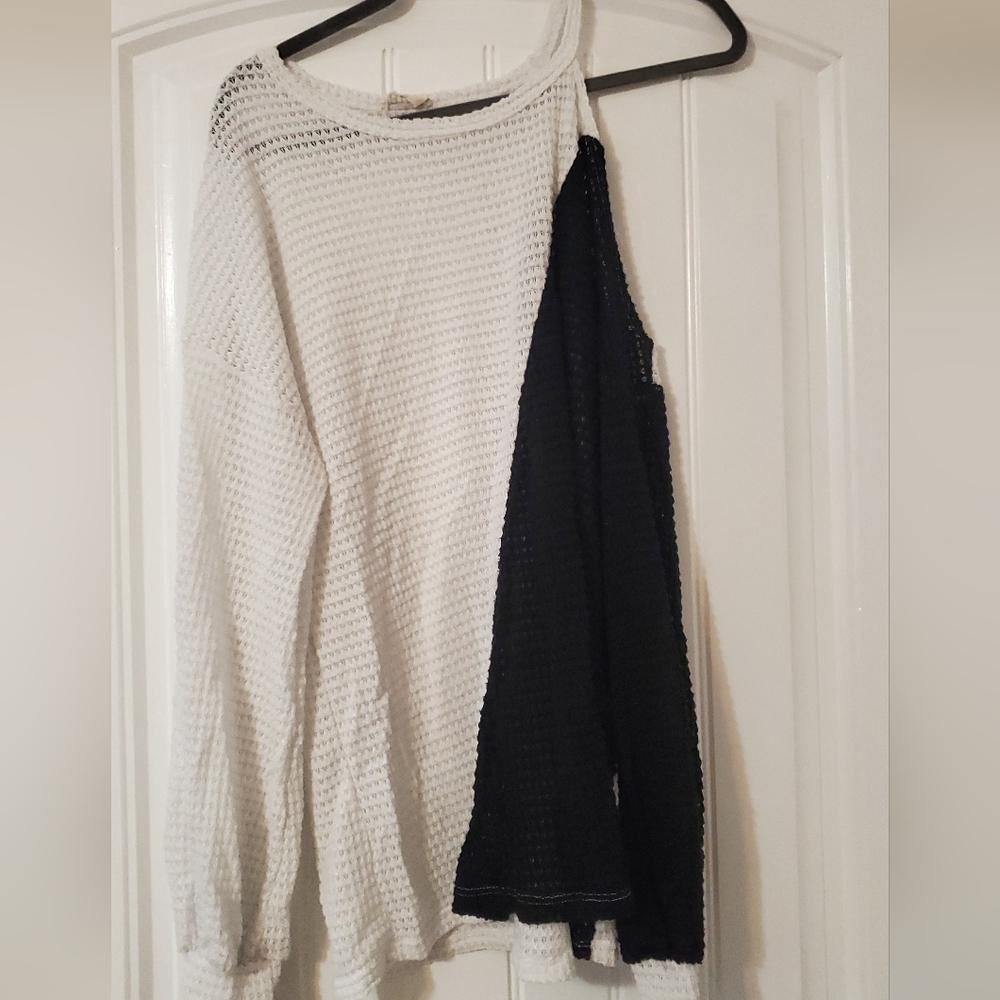 Black/White color block sweater